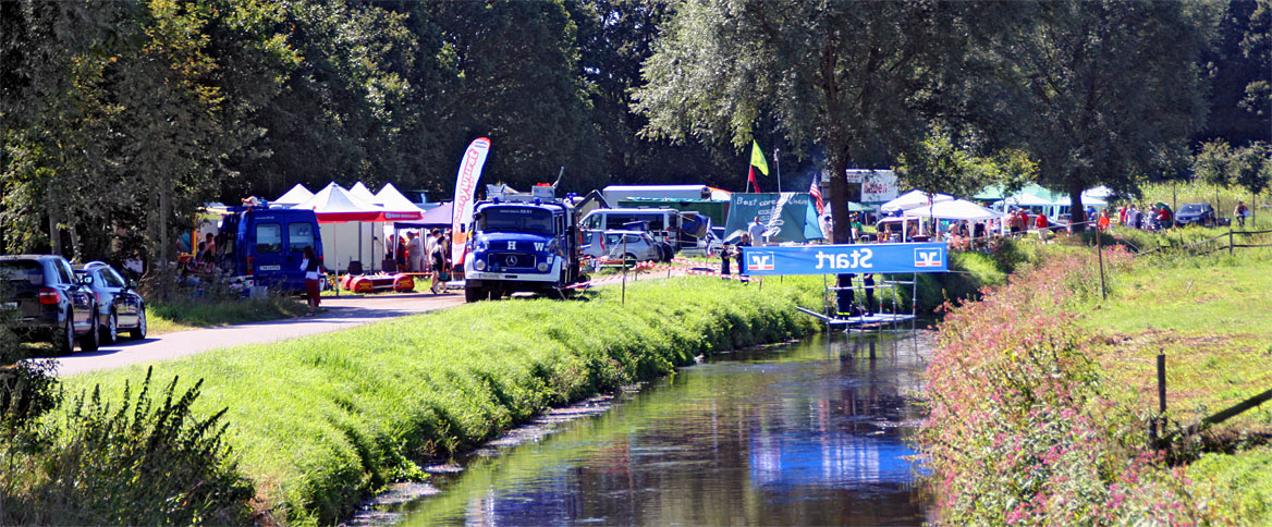 Badewannenrennen auf der Wurm Geilenkirchen